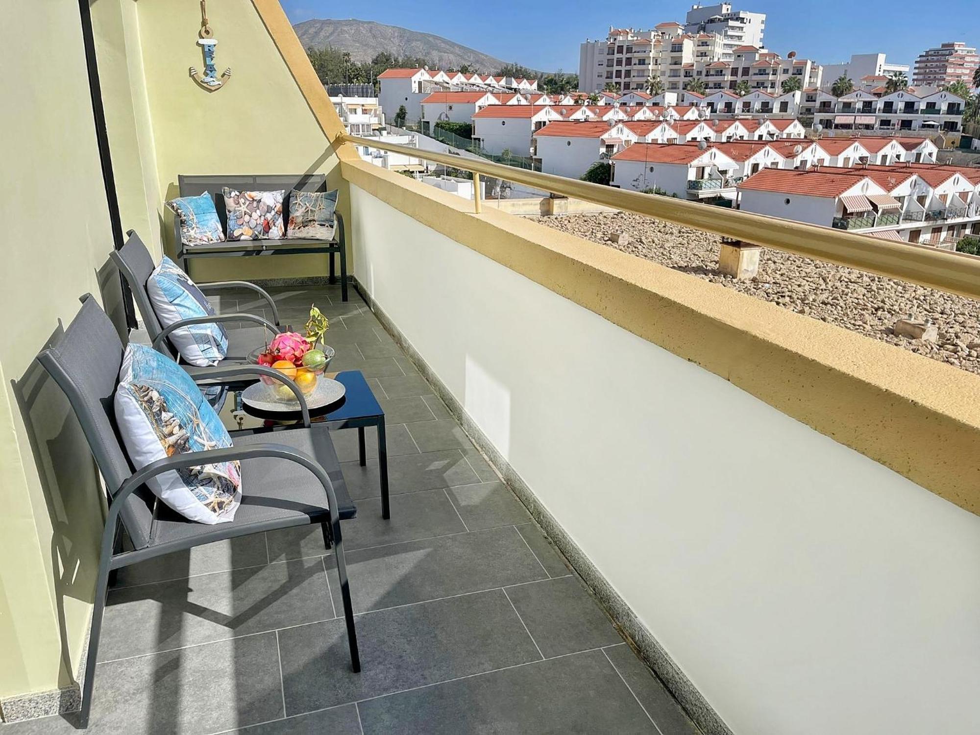Royal View Apartment - Playa De Las Americas Екстериор снимка